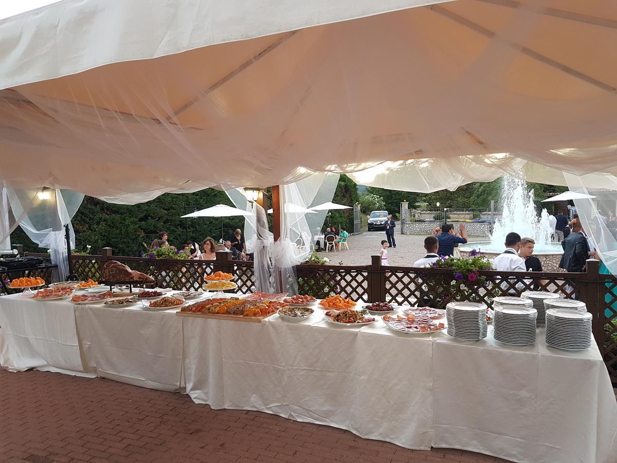 Case Vacanza Fiocchi 아로네 외부 사진